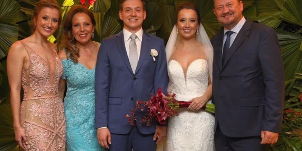 Caroline Ficinski, Beoni Ficinski, Gilceu Suliani Filho, Renata Ficinski e Luiz Cesar Ficinski