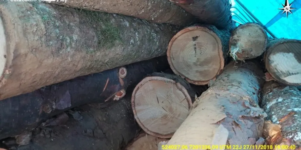 Material era transportado de maneira irregular e sem documentação necessária