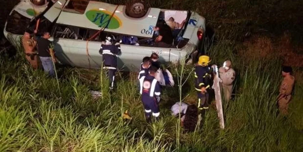 Motorista teria perdido o controle da direção em uma descida da rodovia