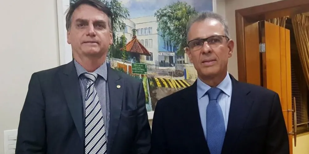 Almirante-de-esquadra já foi comandante da Força de Submarinos Brasileira e chefe do Comando da Marinha