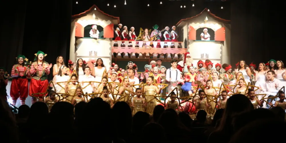 Apresentações começam neste domingo no Teatro Bento Mossurunga, em Castro