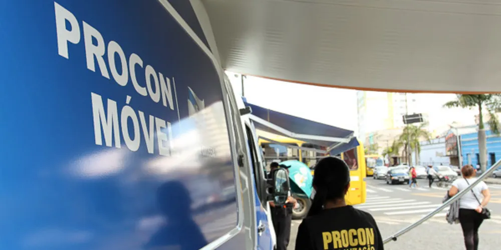 Chegada do Natal aumenta o fluxo de transações no comércio, exigindo reforço da fiscalização do Procon