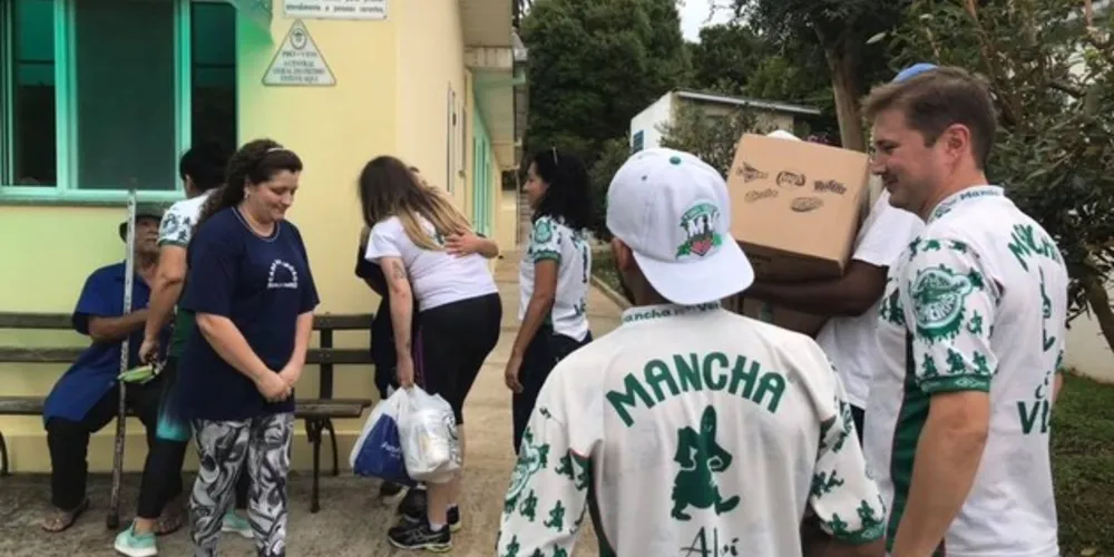 Ação aconteceu neste sábado. 40 idosos foram contemplados