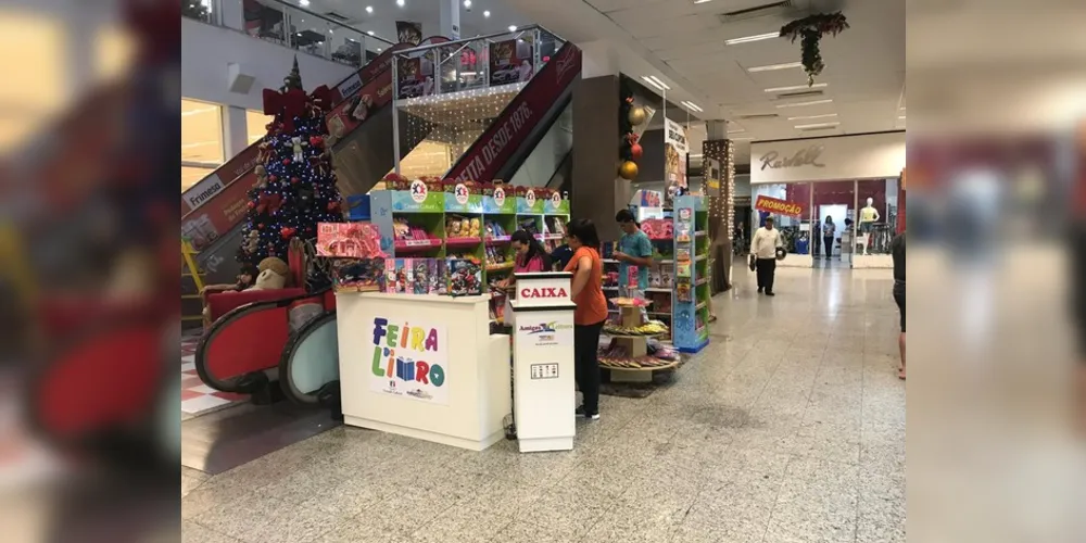Imagem ilustrativa da imagem Shopping Total recebe Feira de Livros Infantis