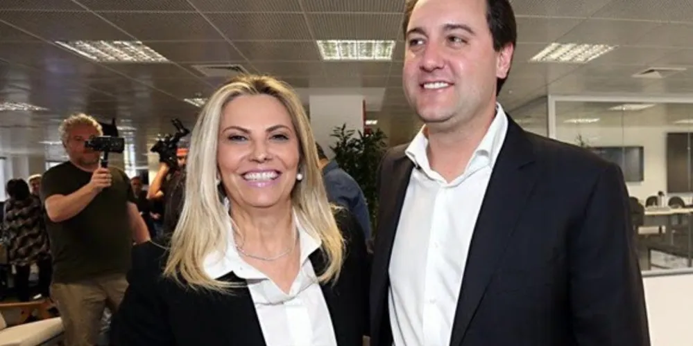 Atual e futuro líderes do governo estadual estarão no evento da AMP em Foz;