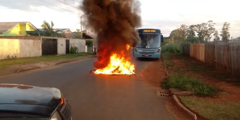 Linha do transporte coletivo do Residencial Jardim Amália foi alterada há 20 dias