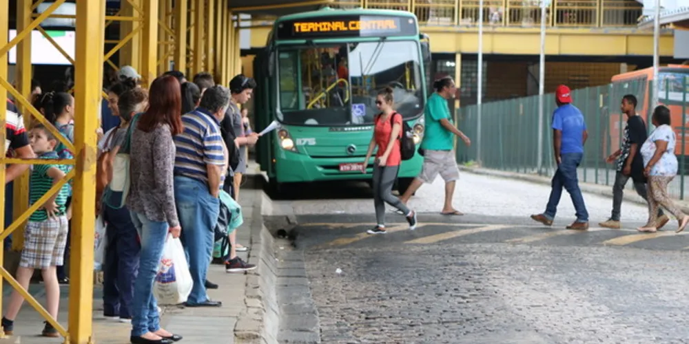 Trabalhadores têm assembleia na sexta-feira (14) para avaliar a proposta.