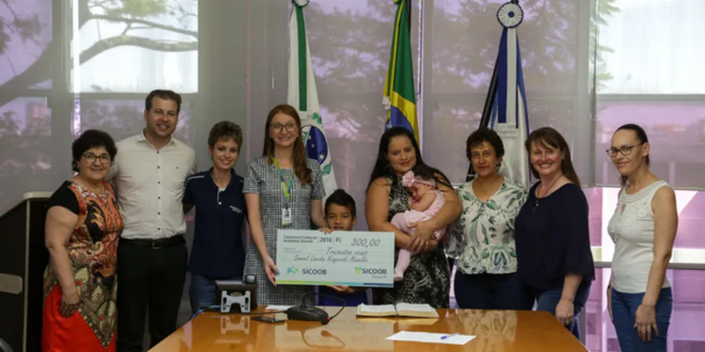 Redação e Desenho renderam a alunos cadernetas de poupança no valor de R$ 300 em Concurso Cultural