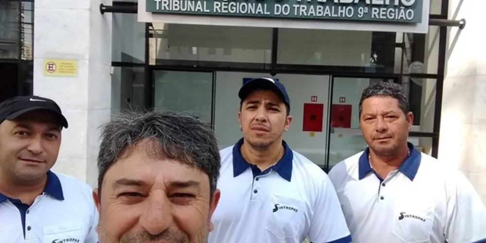Por decisão da imensa maioria (655 votos a favor e 55 contra), a categoria aprovou o reajuste proposto pela empresa 