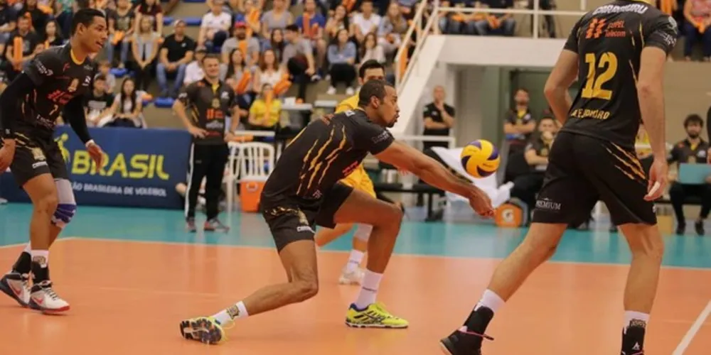 Caramuru ainda não venceu nesta temporada