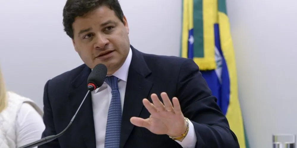 Deputado federal é o novo secretário de Infraestrutura e Logística.