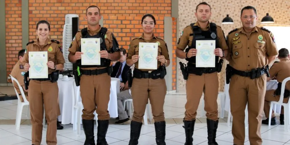 Honraria foi entregue durante o tradicional “Café dos Aniversariantes” do mês, promovido pelo 1º BPM