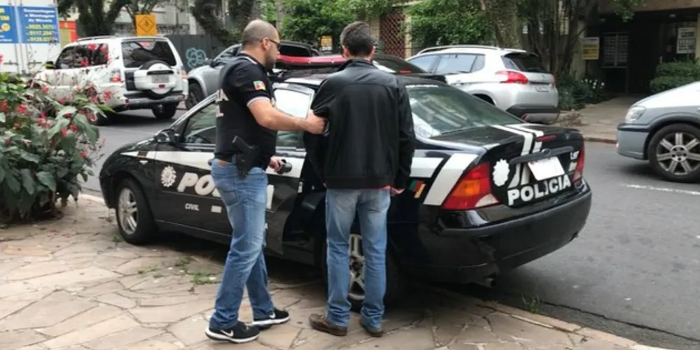 Aluno de medicina de Porto Alegre é condenado a 14 anos de prisão por estupro virtual 