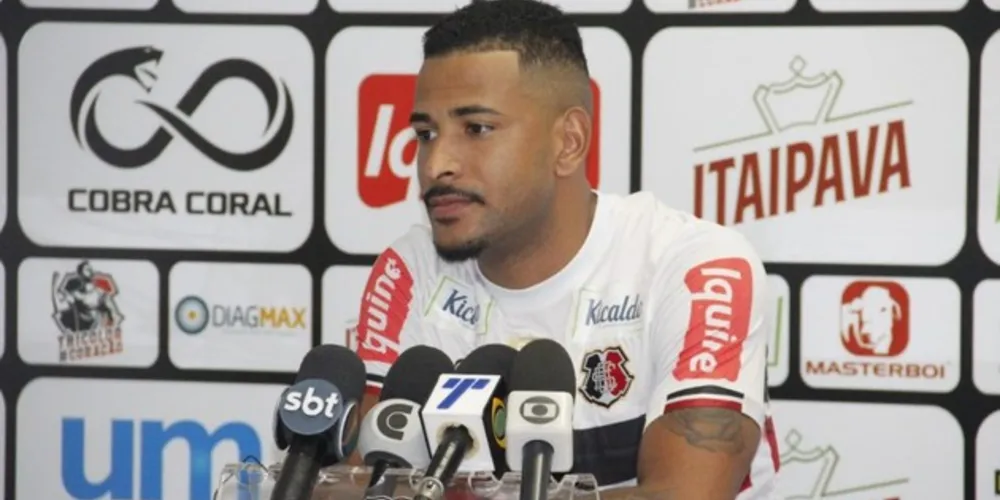 Reforço já está em Ponta Grossa realizando trabalhos físicos no novo clube
