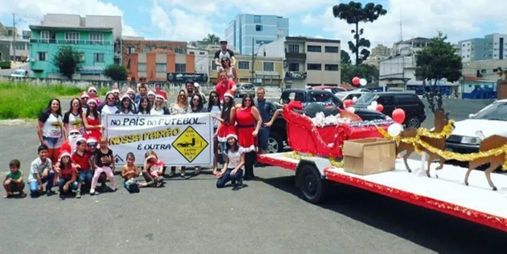 Imagem ilustrativa da imagem Grupo de amigos promove Carreata de Natal
