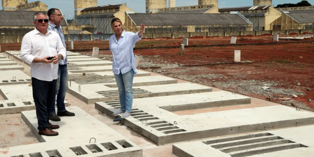 Governadora visitou obras em andamento em Piraquara.