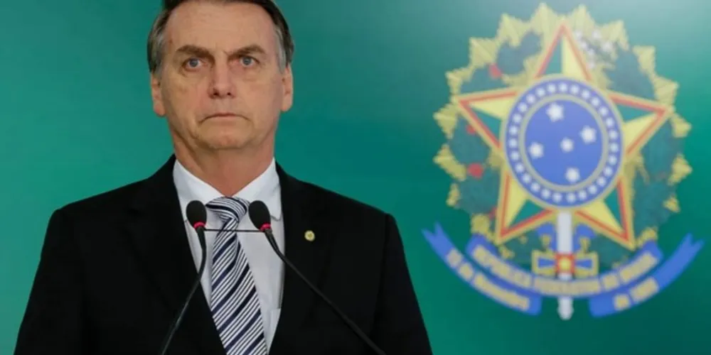 Imagem ilustrativa da imagem Bolsonaro garante apoio a profissionais da área de inteligência