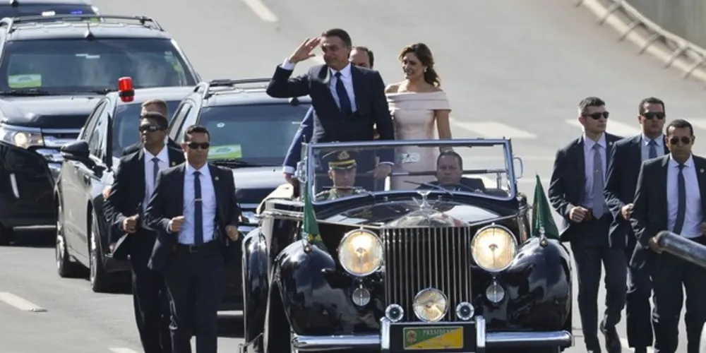 Jair Bolsonaro assumiu nesta terça-feira (1º) a Presidência da República, após ter sido eleito em outubro. Ele é o 38º presidente do país