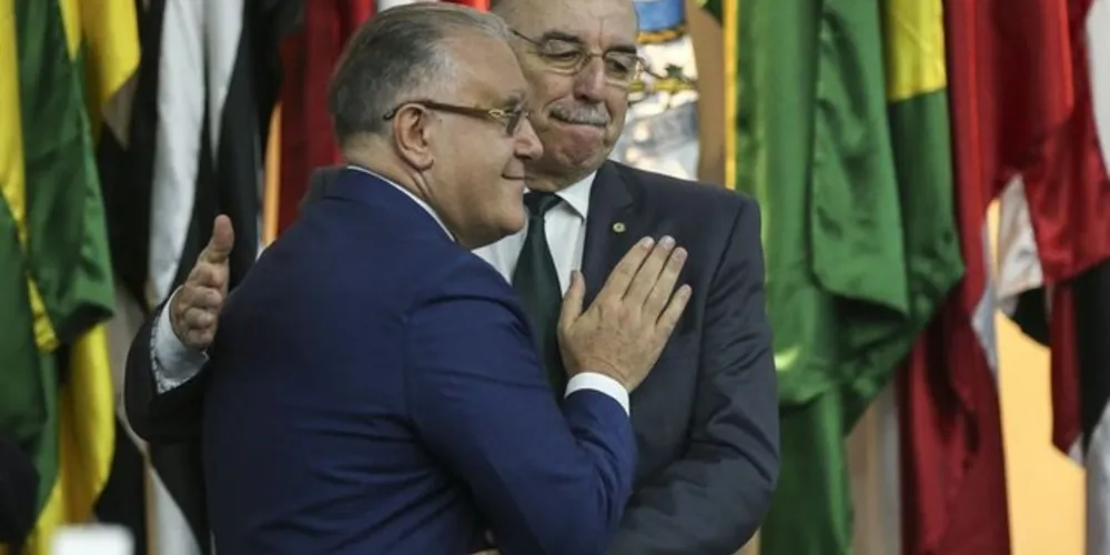 Alberto Beltrame transmite cargo ao ministro da Cidadania, Osmar Terra