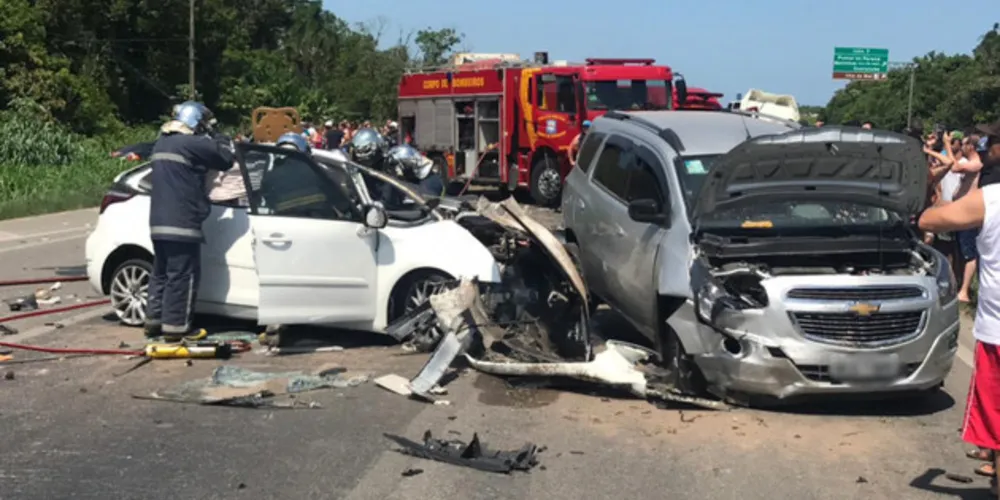 Acidente deixou 6 vítimas em estado leve, duas em estado moderado, uma em estado grave