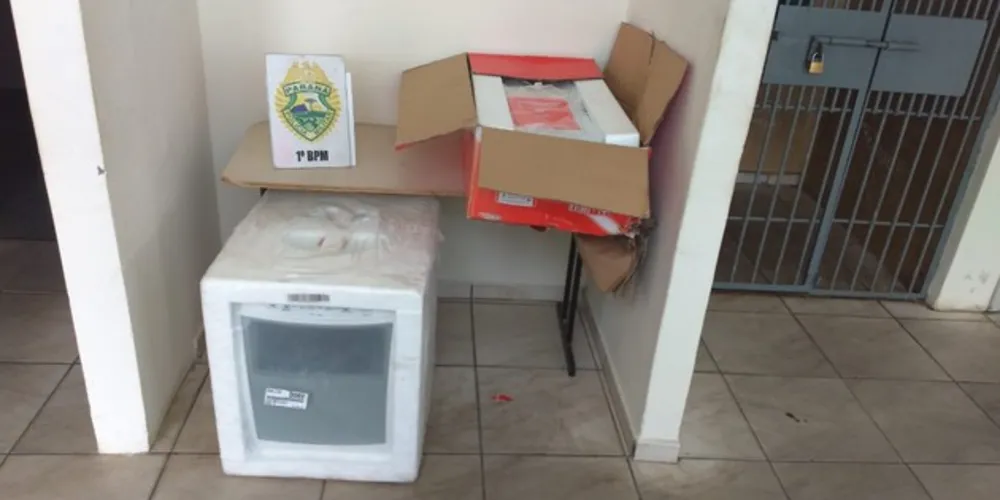 PM procura outros itens roubados pelos assaltantes