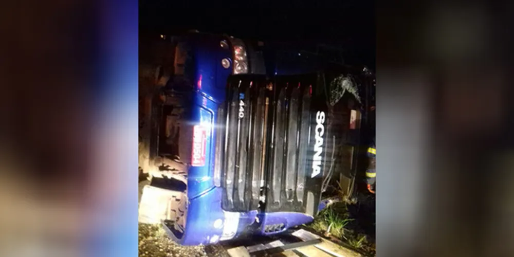  Motorista não resistiu aos ferimentos e morreu ainda no local do acidente
