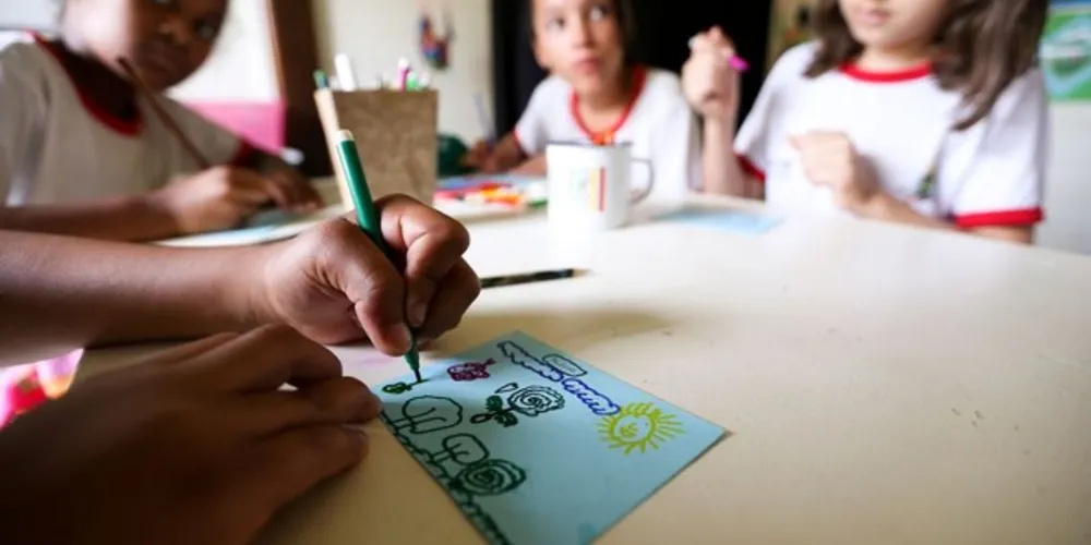 Novas secretarias e subsecretaria são voltadas principalmente para a educação básica.