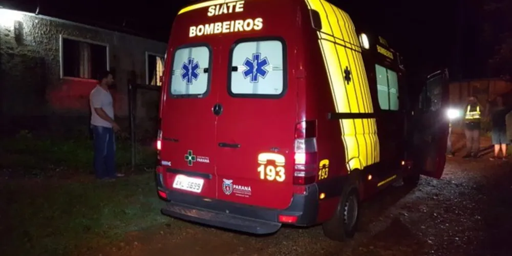 Vítima de tiro tinha mandado de prisão em aberto e acabou presa após receber alta