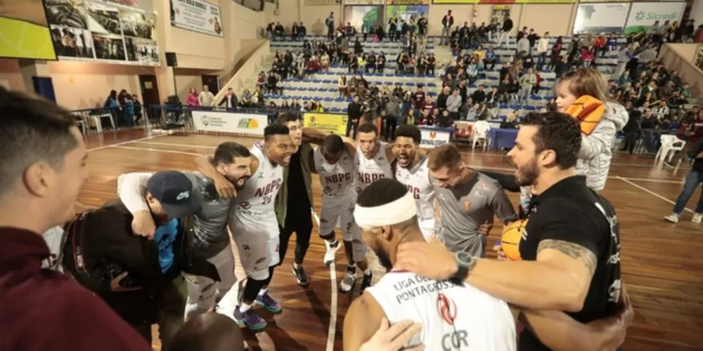 Equipe de PG é a atual tetracampeã paranaense e da Supercopa do Brasil