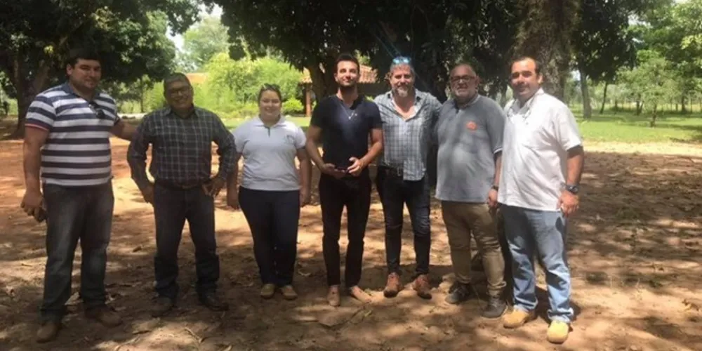 Parceria foi firmada em visita do fundador do Cescage Genética ao ministro do Meio Ambiente paraguaio