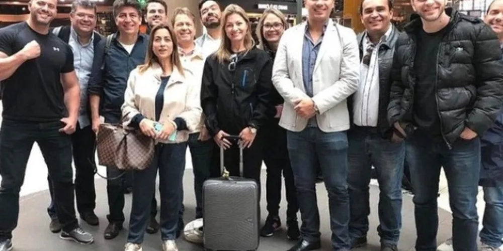 Comitiva formada quase que na totalidade por eleitos pelo PSL segue em viagem até o dia 25 de janeiro.