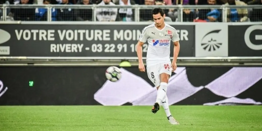 Jogador está no clube francês desde agosto de 2018