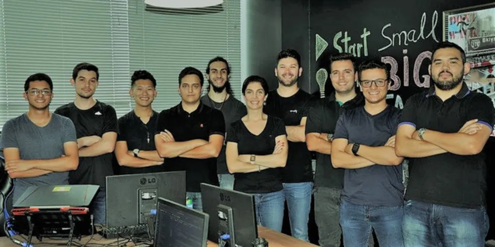 Equipe da SantéMed, startup criada em 2015, em Ponta Grossa