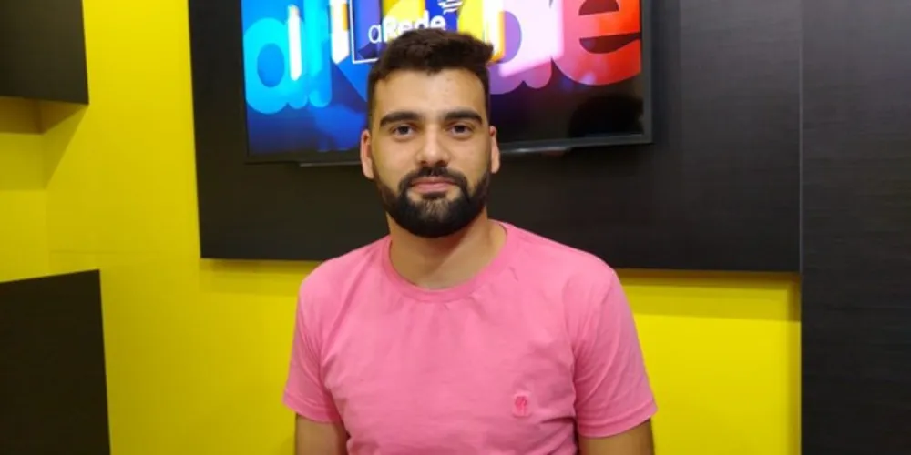 O coordenador da LFCG, Hallan Massutti, participou de entrevista no Portal aRede nesta sexta-feira (25)