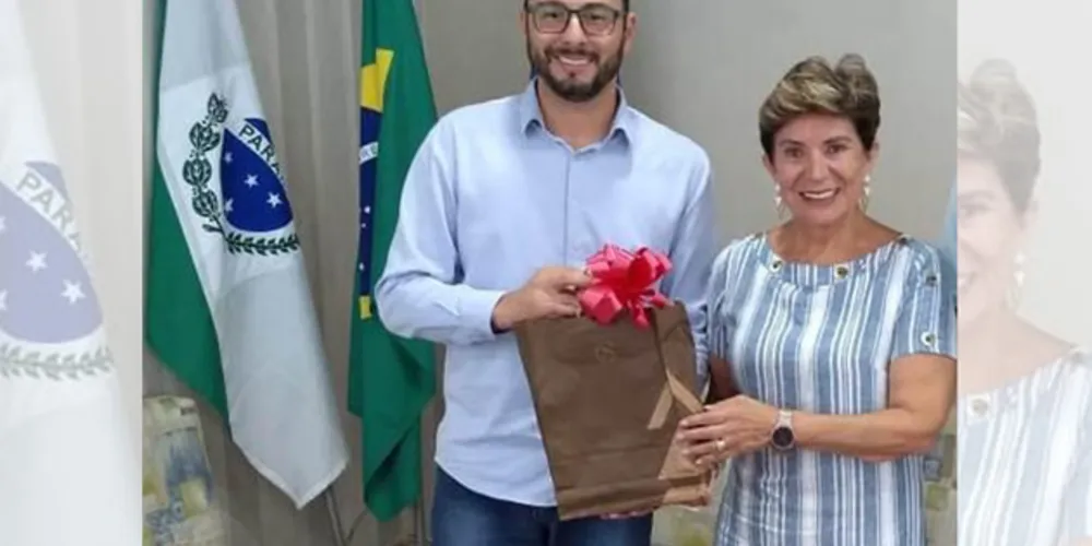 Prefeita esteve na Câmara para cumprimentar vereador pela posse na presidência