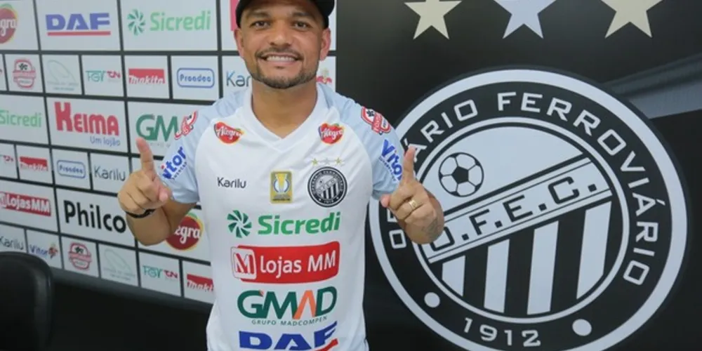 Imagem ilustrativa da imagem Operário apresenta meia Sandro para temporada 2019
