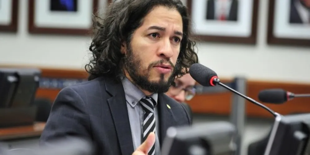 Imagem ilustrativa da imagem Ministério da Justiça diz que PF investiga ameaças a Jean Wyllys