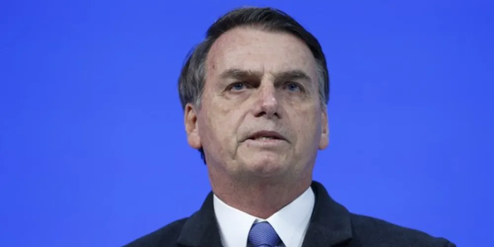 Imagem ilustrativa da imagem Bolsonaro viaja a SP para retirada de bolsa de colostomia