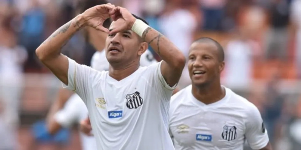 Gols do alvinegro praiano foram marcados por Luiz Felipe e Derlis González