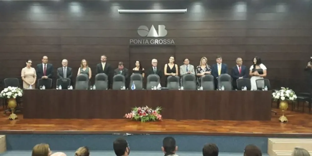 Rubia Carla Goedert e Ricardo Machado assumem como presidente e vice, respectivamente