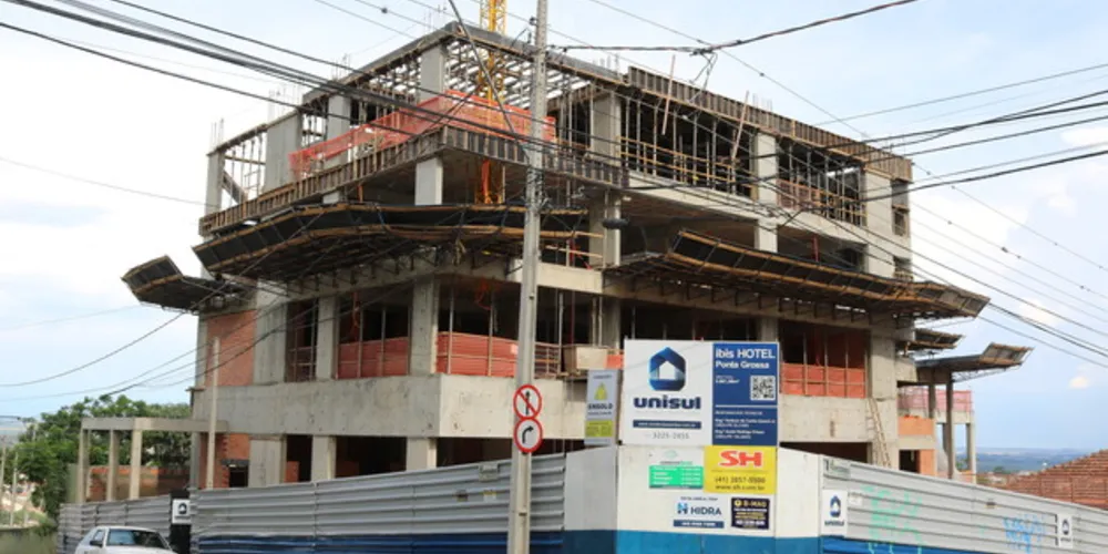 As obras do Ibis iniciaram em abril e devem ser concluídas em um ano e meio