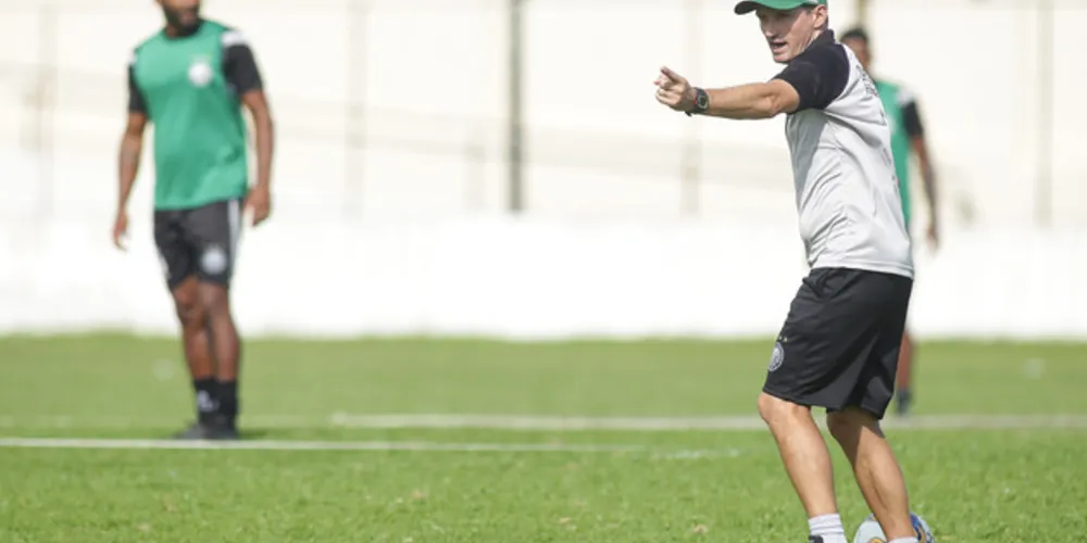 Gerson Gusmão tem desfalques na equipe titular
