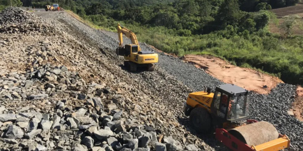 O DNIT é responsável pela revitalização da Rodovia