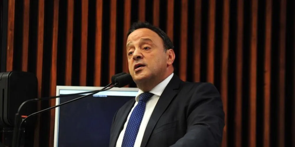 Deputado defende diálogo com deputados como líder do governo na Alep