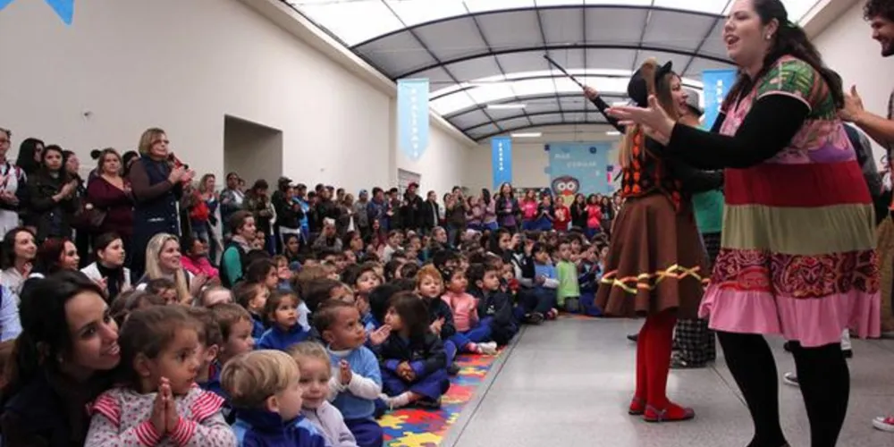 Imagem ilustrativa da imagem Cultura divulga editais para Festival de Histórias em PG