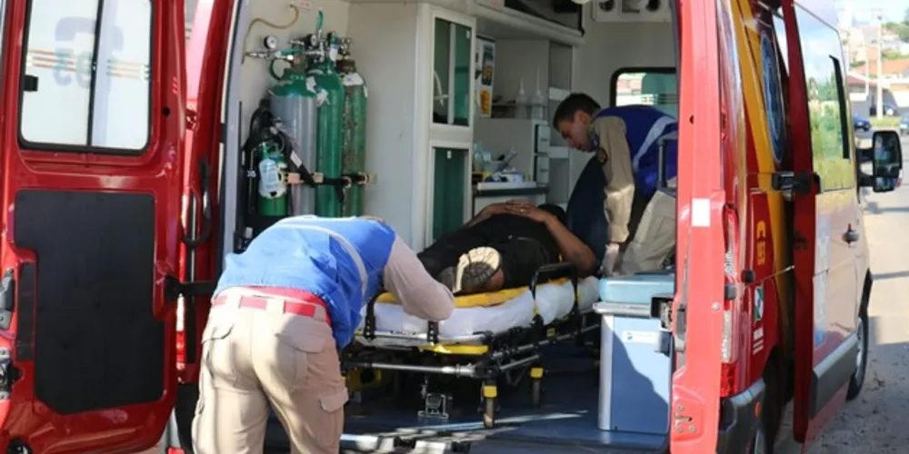 Vítima foi encaminhada com ferimentos moderados ao hospital