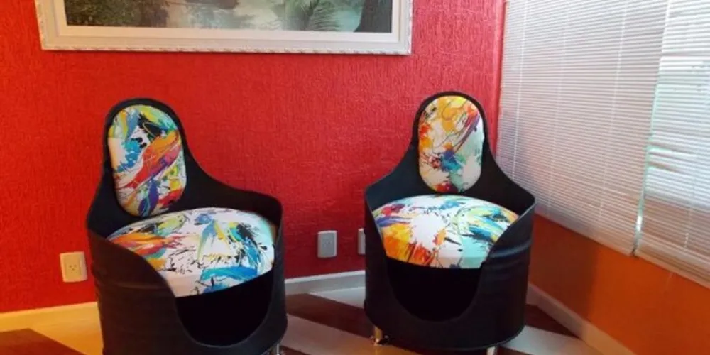 Empresa produz diversos tipos de móveis em tambor personalizados