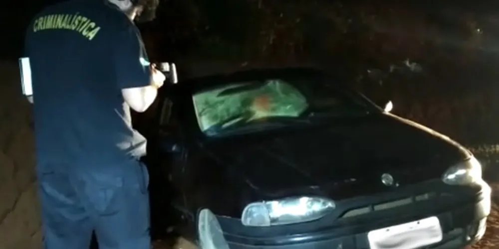 Vítima estava em um carro, onde foi abordado por cinco homens