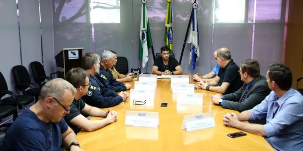 Operação Saturação busca suspeitos de roubarem guardas municipais