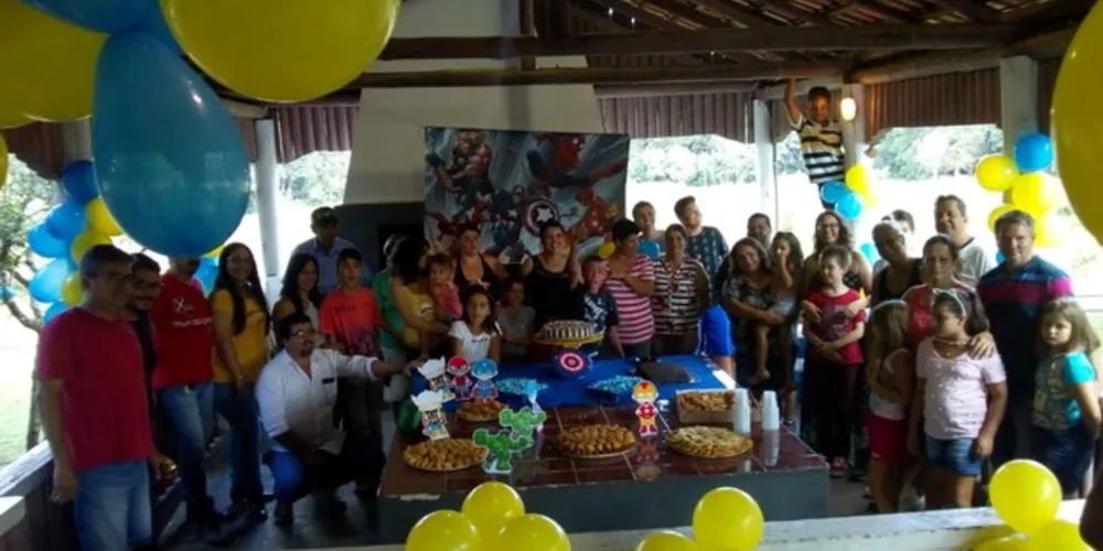 Imagem ilustrativa da imagem Jovem carente e com problemas na pele ganha festa solidária